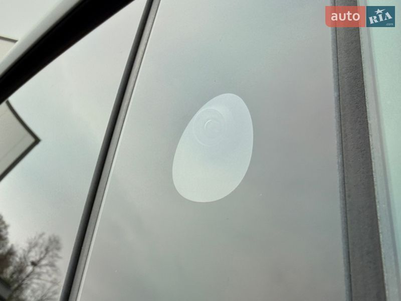 Позашляховик / Кросовер Tesla Model Y 2024 в Чернівцях фото 41 Позашляховик / Кросовер Tesla Model Y 2024 в Чернівцях