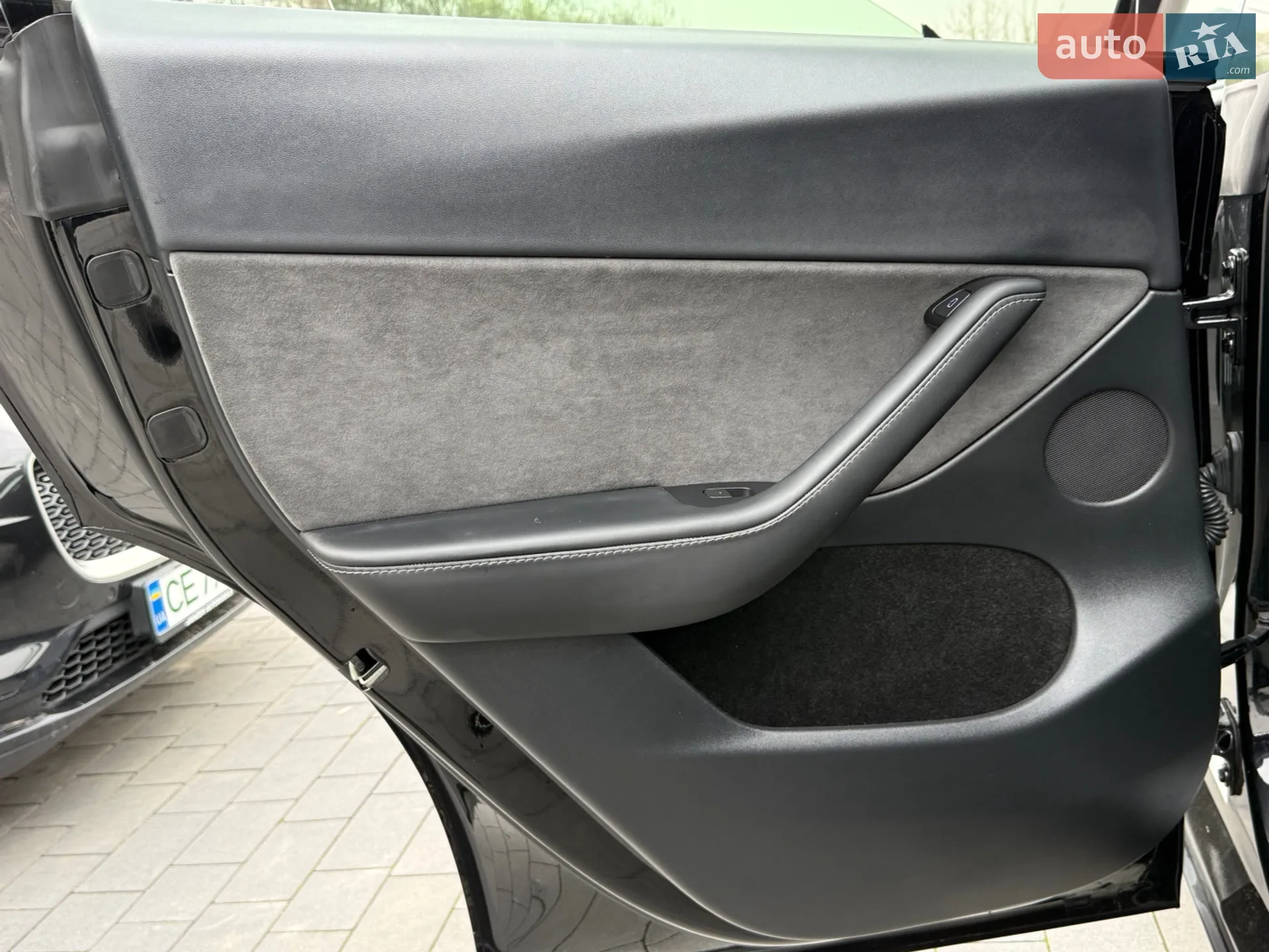 2024 Tesla Model Y - мініатюра 46