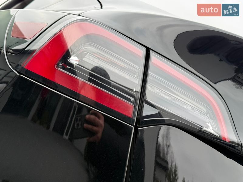 Позашляховик / Кросовер Tesla Model Y 2024 в Чернівцях фото 50 Позашляховик / Кросовер Tesla Model Y 2024 в Чернівцях