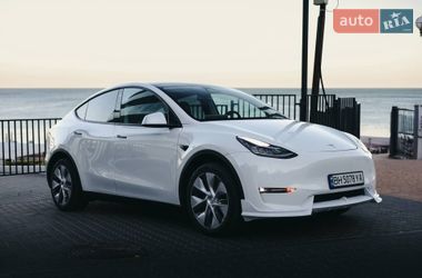 Внедорожник / Кроссовер Tesla Model Y 2022 в Черноморске