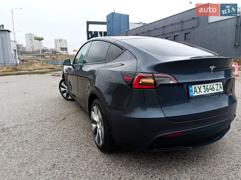 Позашляховик / Кросовер Tesla Model Y 2020 в Харкові