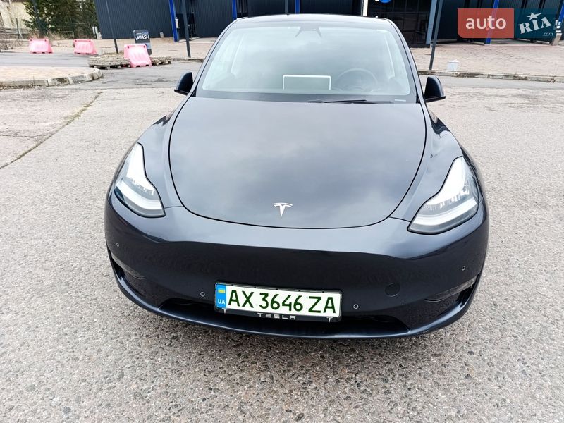 Позашляховик / Кросовер Tesla Model Y 2020 в Харкові