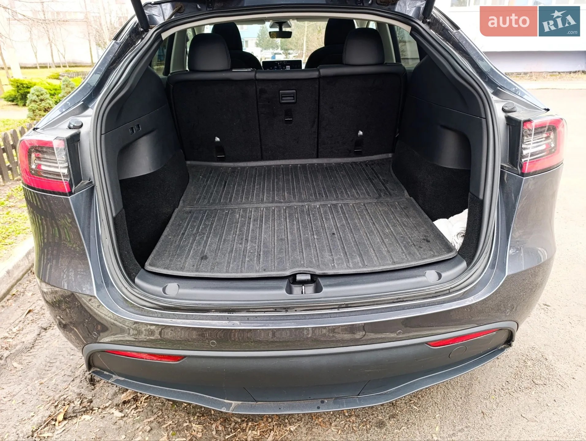 2020 Tesla Model Y - мініатюра 12