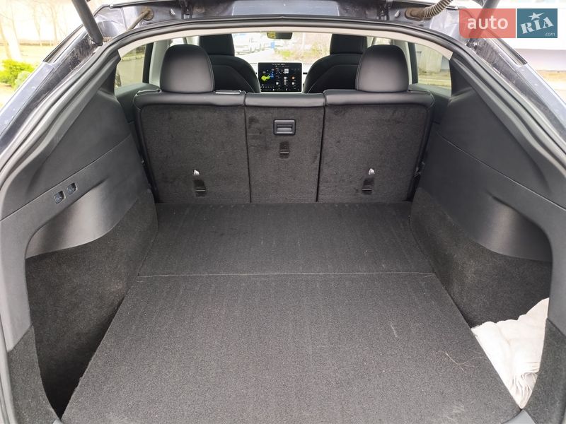 Позашляховик / Кросовер Tesla Model Y 2020 в Харкові