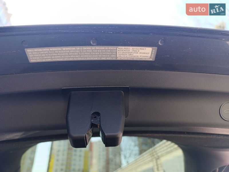 Позашляховик / Кросовер Tesla Model Y 2020 в Харкові