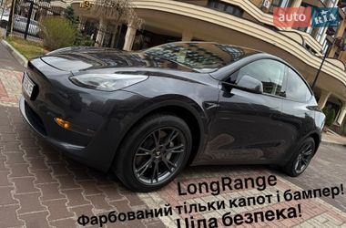 Позашляховик / Кросовер Tesla Model Y 2024 в Києві