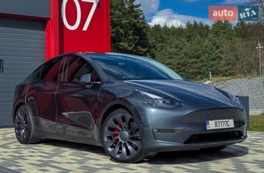 Внедорожник / Кроссовер Tesla Model Y 2022 в Львове