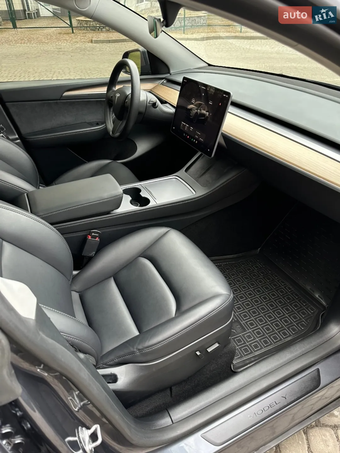 2023 Tesla Model Y - мініатюра 31