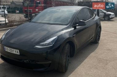 Позашляховик / Кросовер Tesla Model Y 2022 в Харкові