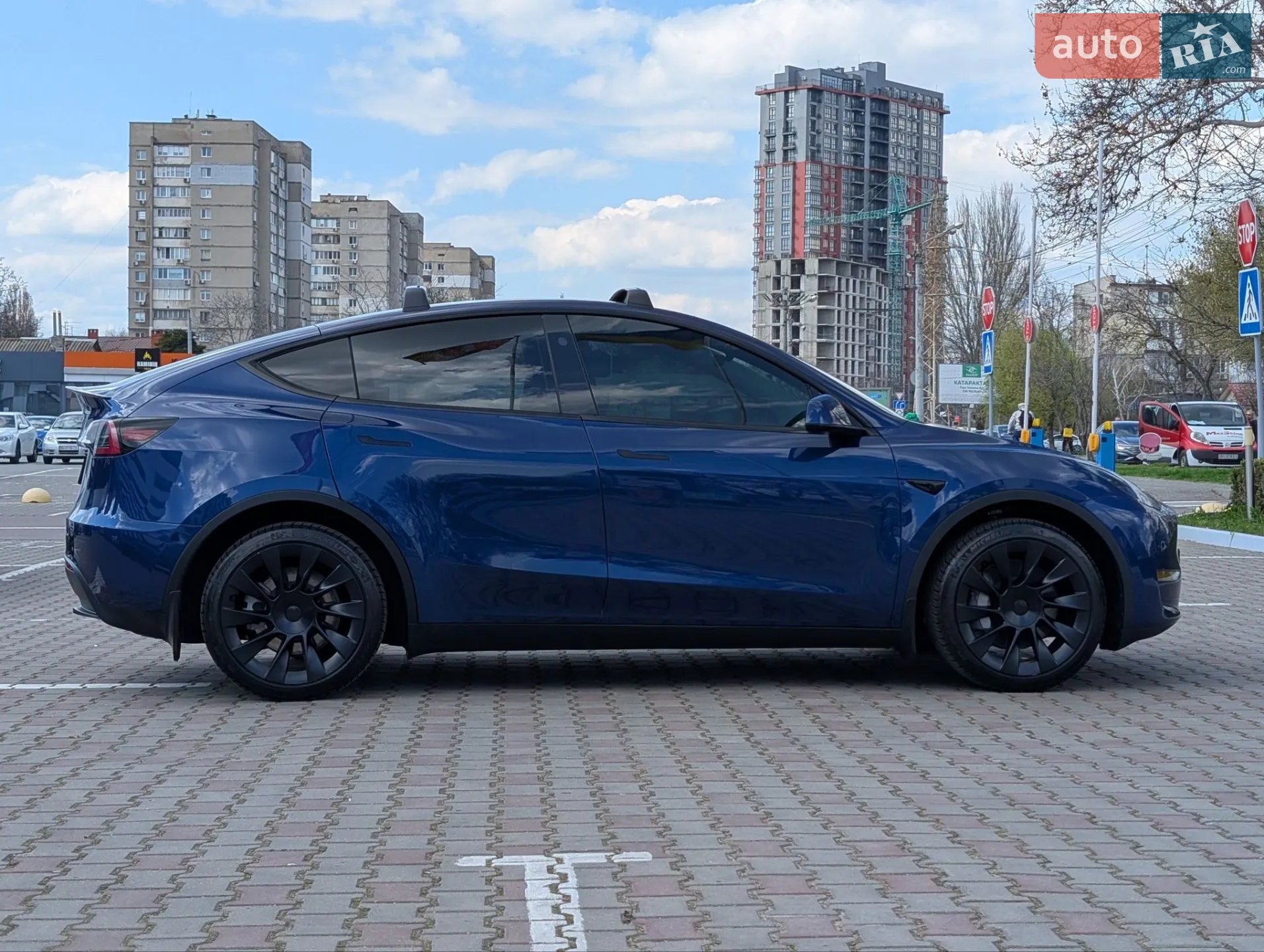 2024 Tesla Model Y - мініатюра 25