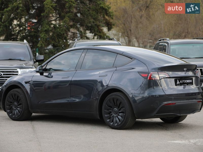 Внедорожник / Кроссовер Tesla Model Y 2024 в Харькове