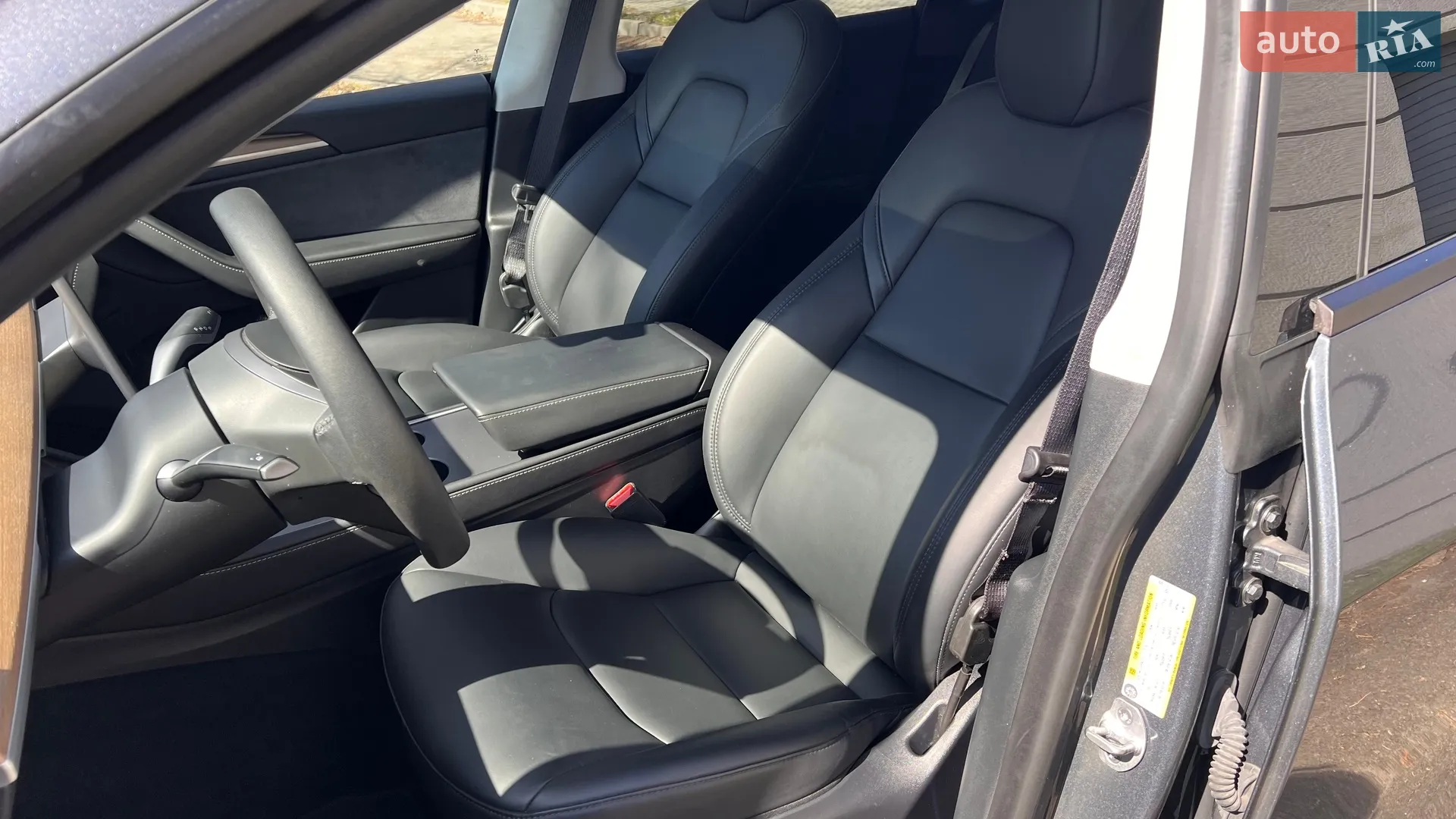2024 Tesla Model Y - мініатюра 14