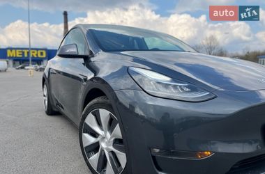 Внедорожник / Кроссовер Tesla Model Y 2021 в Львове