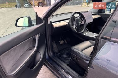 Внедорожник / Кроссовер Tesla Model Y 2021 в Львове