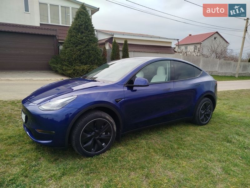 Внедорожник / Кроссовер Tesla Model Y 2024 в Одессе