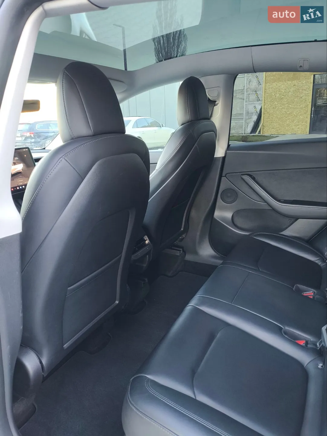 2022 Tesla Model Y - мініатюра 8