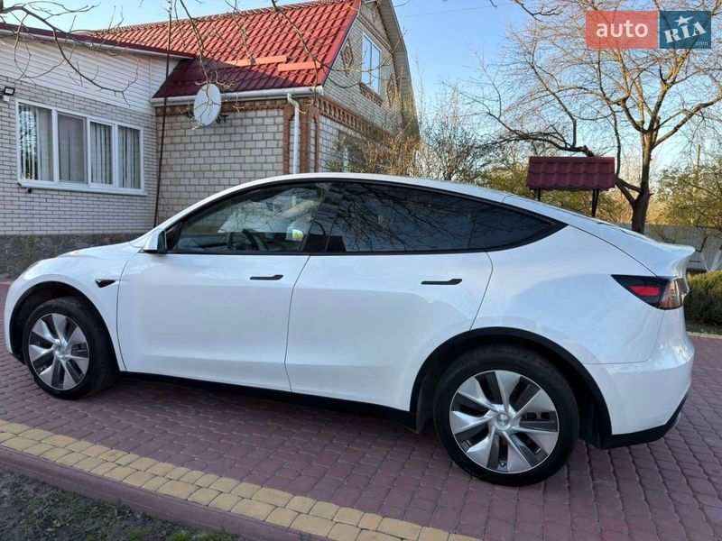 Внедорожник / Кроссовер Tesla Model Y 2023 в Калиновке фото 7 Внедорожник / Кроссовер Tesla Model Y 2023 в Калиновке