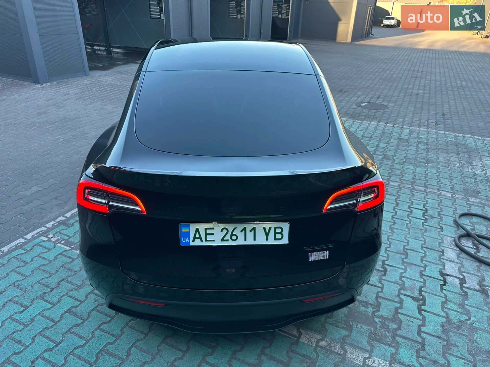 2022 Tesla Model Y - мініатюра 11