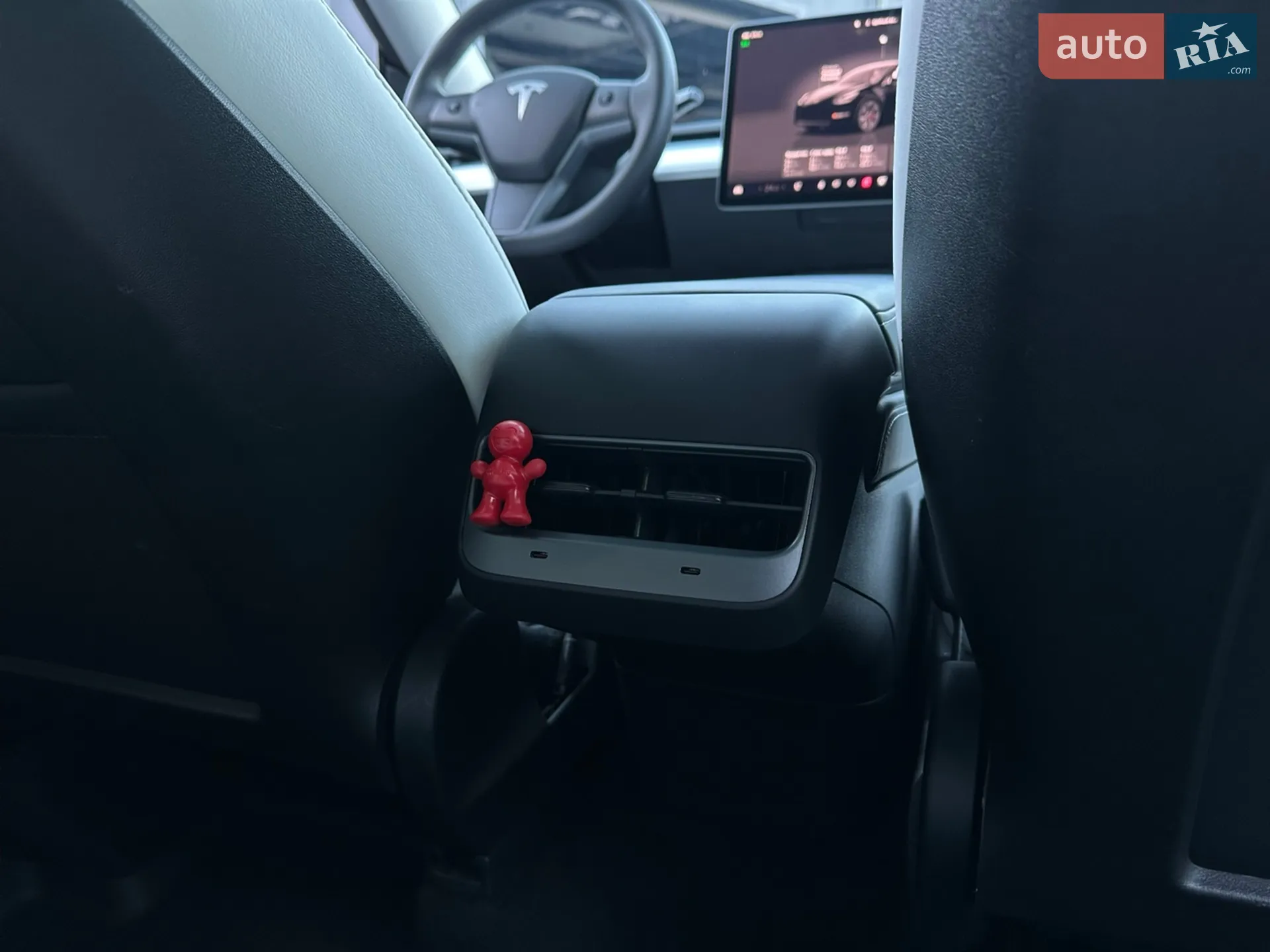 2022 Tesla Model Y - мініатюра 47