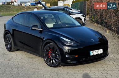 Позашляховик / Кросовер Tesla Model Y 2023 в Стрию