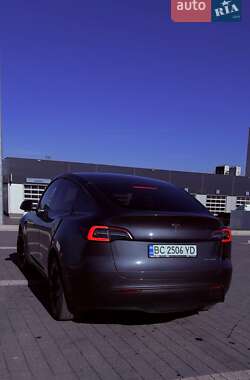 Позашляховик / Кросовер Tesla Model Y 2022 в Львові