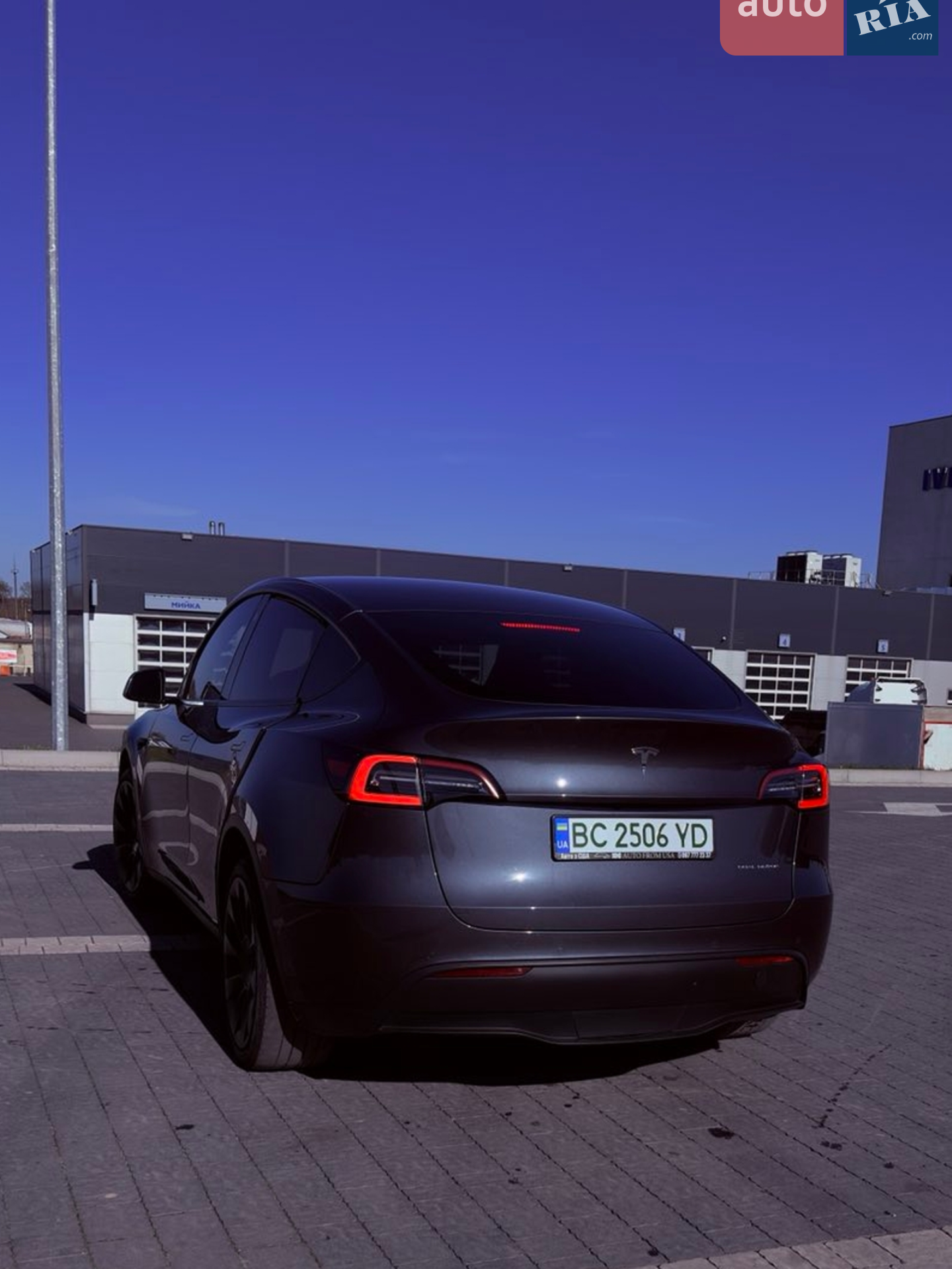2022 Tesla Model Y - мініатюра 13