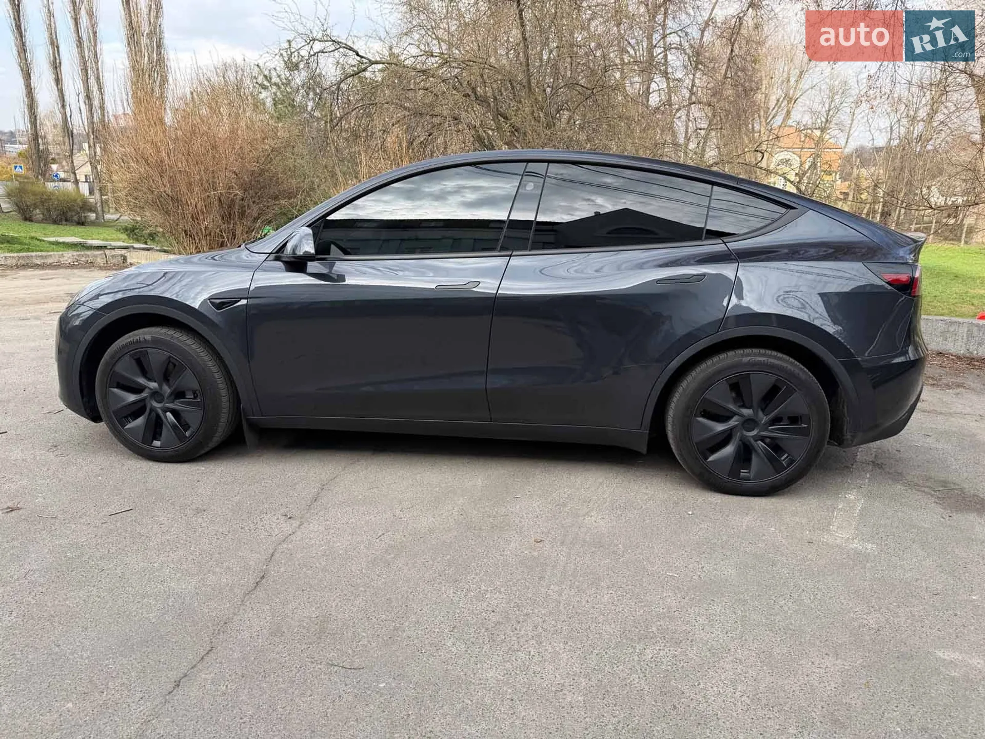 2025 Tesla Model Y - мініатюра 11