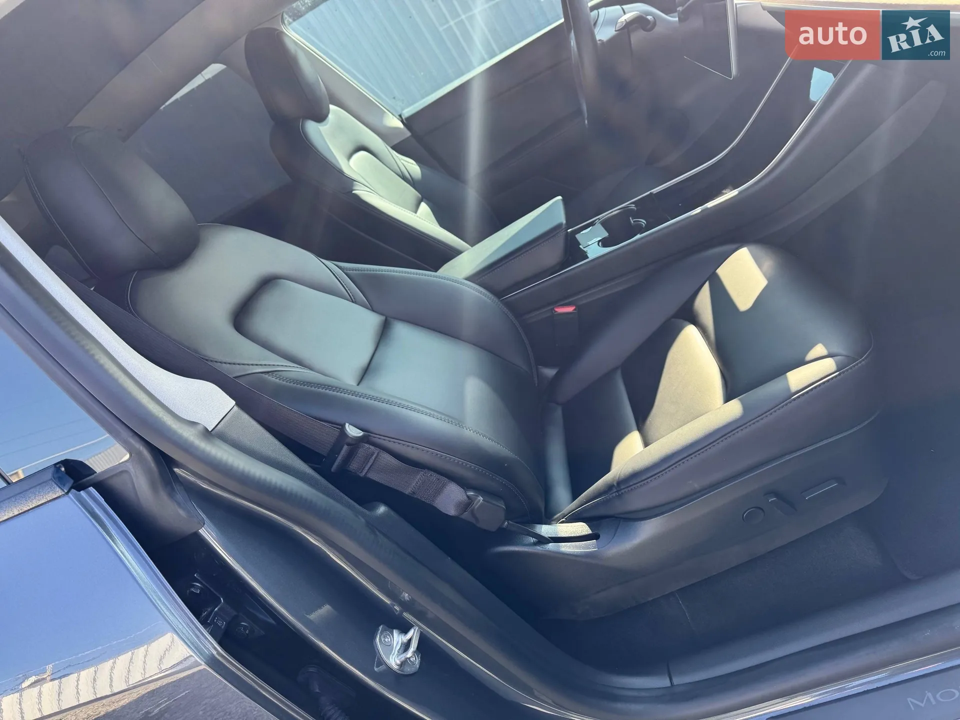 2021 Tesla Model Y - мініатюра 19