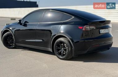 Внедорожник / Кроссовер Tesla Model Y 2023 в Львове