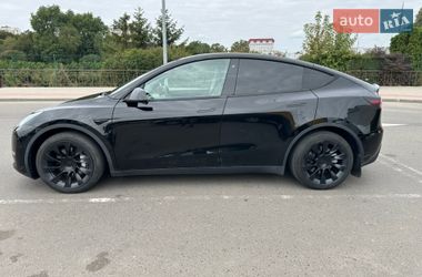 Позашляховик / Кросовер Tesla Model Y 2021 в Києві