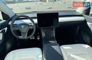 Внедорожник / Кроссовер Tesla Model Y 2021 в Львове