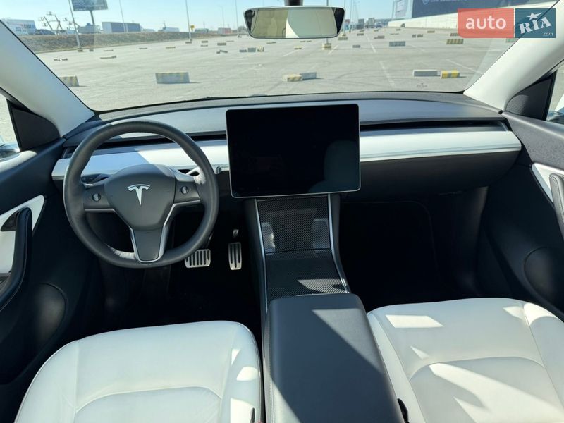 Внедорожник / Кроссовер Tesla Model Y 2021 в Львове