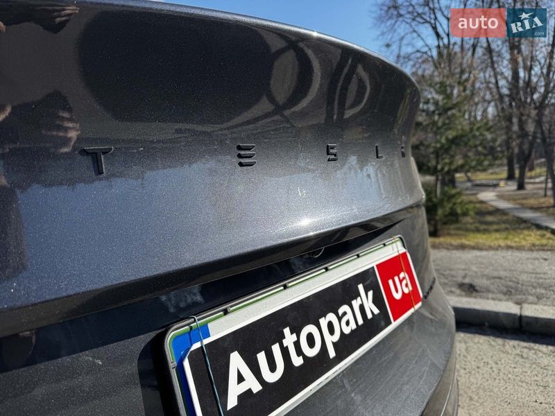 Внедорожник / Кроссовер Tesla Model Y 2024 в Киеве фото 10 Внедорожник / Кроссовер Tesla Model Y 2024 в Киеве