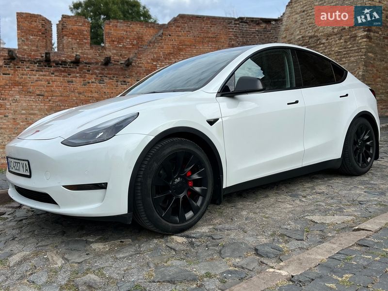Tesla Model Y 2022 Tesla Model Y 2022