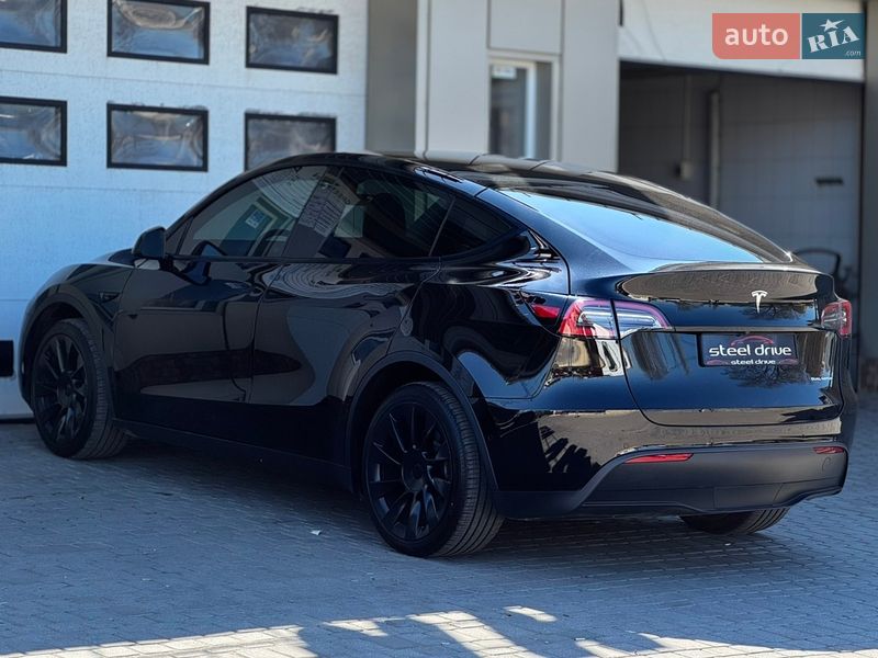 Позашляховик / Кросовер Tesla Model Y 2021 в Миколаєві
