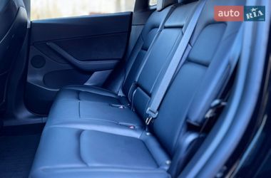 Позашляховик / Кросовер Tesla Model Y 2021 в Миколаєві