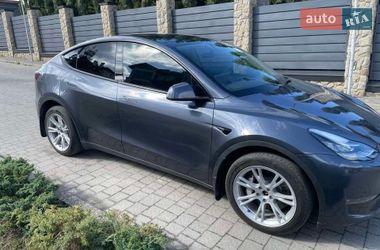Внедорожник / Кроссовер Tesla Model Y 2023 в Львове