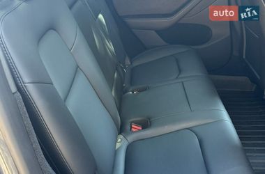 Внедорожник / Кроссовер Tesla Model Y 2023 в Львове