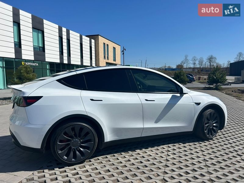 Внедорожник / Кроссовер Tesla Model Y 2022 в Хмельницком