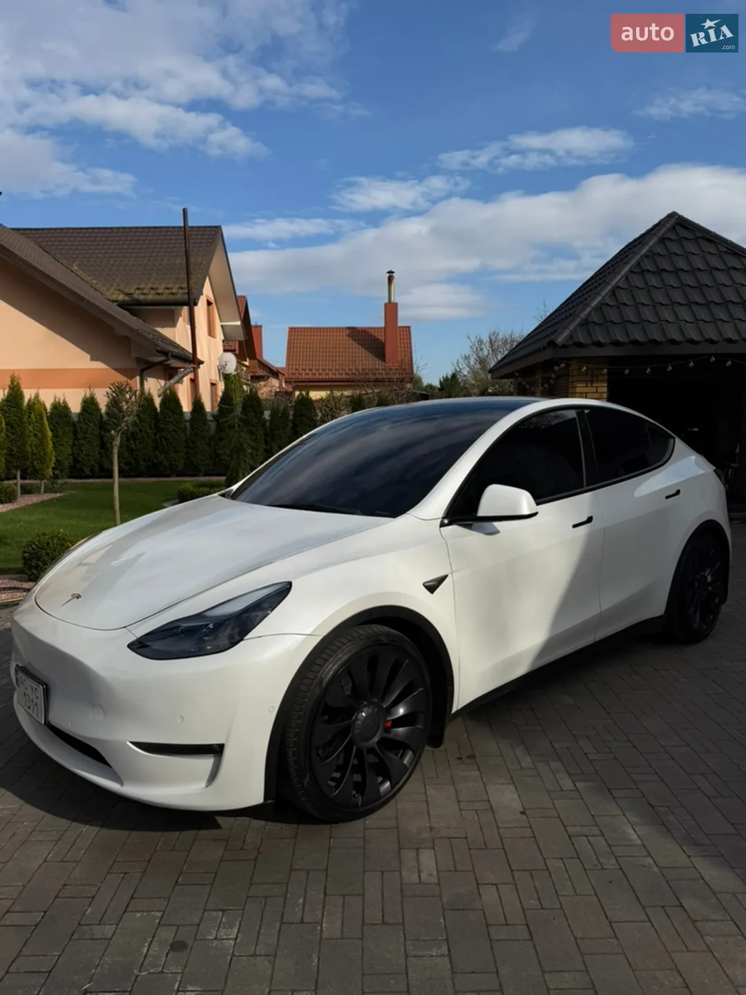 2022 Tesla Model Y - мініатюра 4