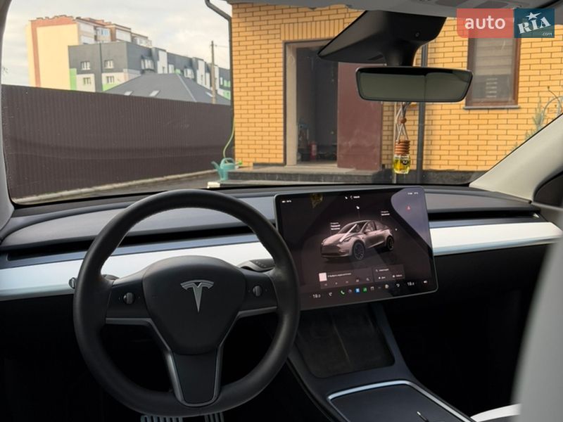 Внедорожник / Кроссовер Tesla Model Y 2022 в Владимире