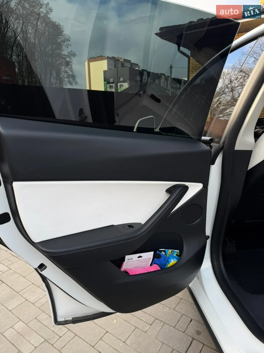 2022 Tesla Model Y - мініатюра 14