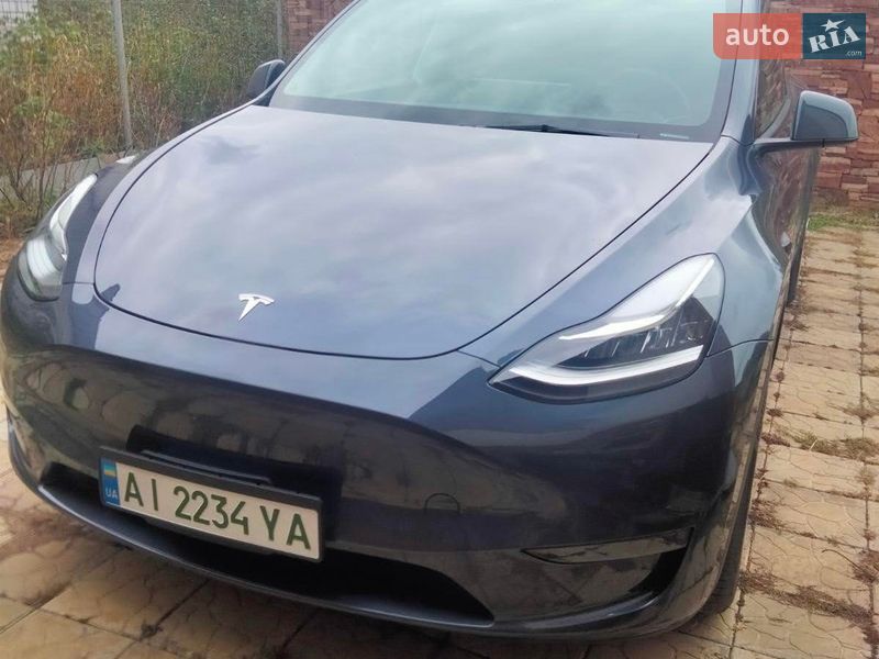 Внедорожник / Кроссовер Tesla Model Y 2023 в Переяславе