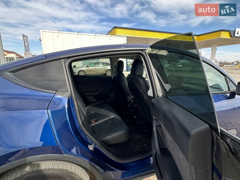 Внедорожник / Кроссовер Tesla Model Y 2023 в Ивано-Франковске фото 22 Внедорожник / Кроссовер Tesla Model Y 2023 в Ивано-Франковске