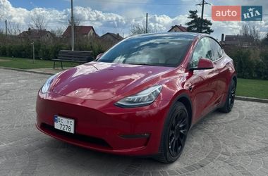 Позашляховик / Кросовер Tesla Model Y 2022 в Львові