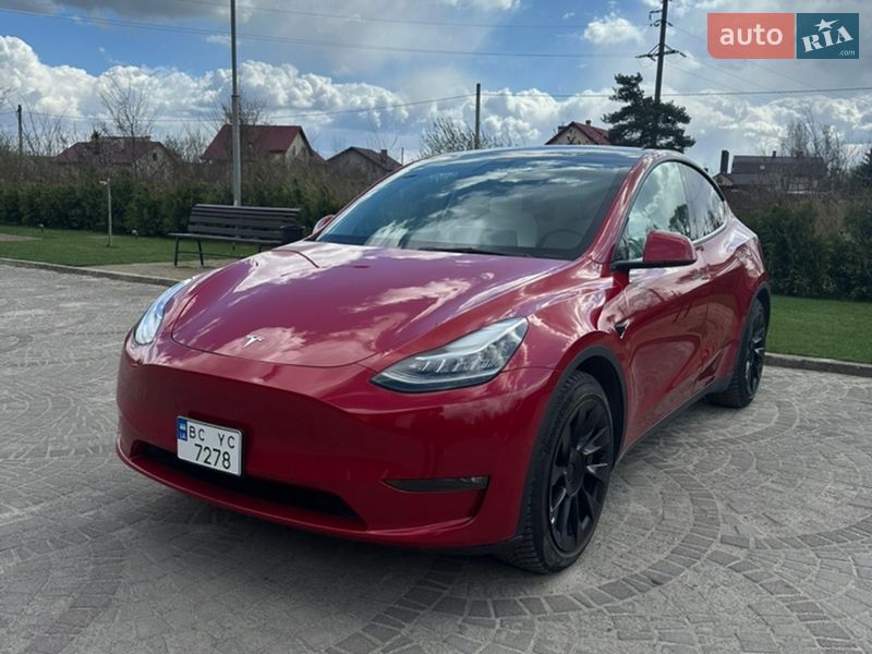 Позашляховик / Кросовер Tesla Model Y 2022 в Львові