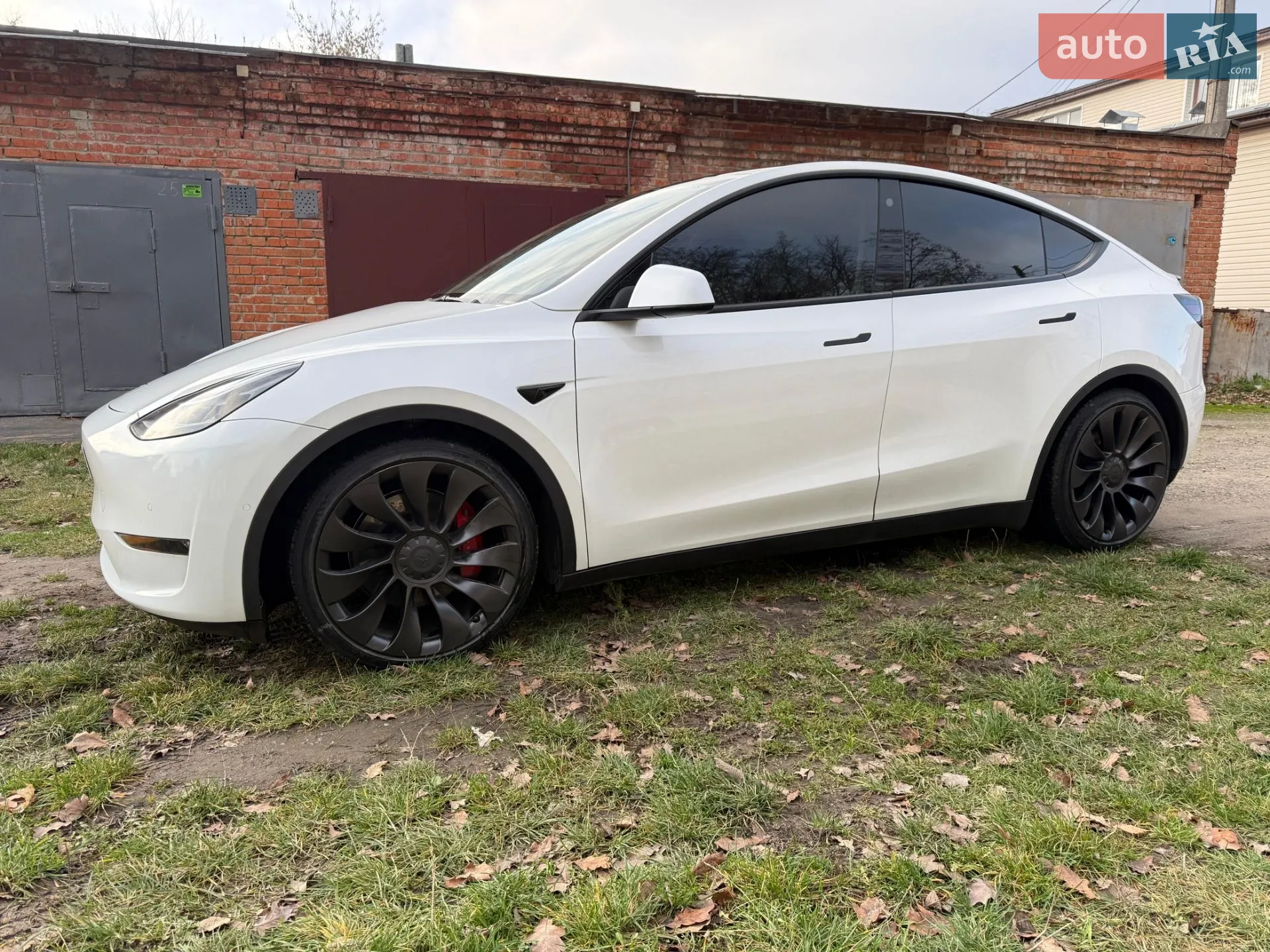 2022 Tesla Model Y - мініатюра 4
