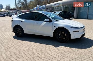 Внедорожник / Кроссовер Tesla Model Y 2025 в Днепре