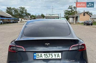 Внедорожник / Кроссовер Tesla Model Y 2022 в Саврани