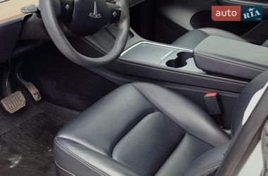 Внедорожник / Кроссовер Tesla Model Y 2023 в Львове
